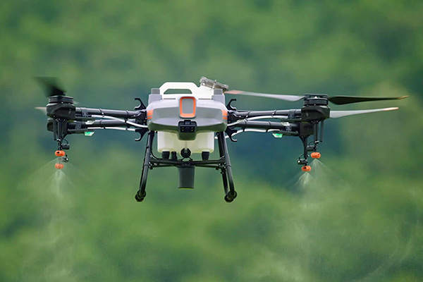What are the six main uses of agricultural drones？